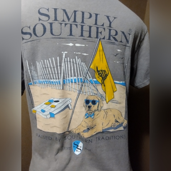 Simply Southern size small tee - Picture 2 of 4